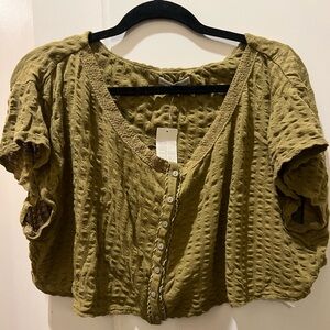 URBAN OUTFITTERS LARGE IN COLOR MOSS